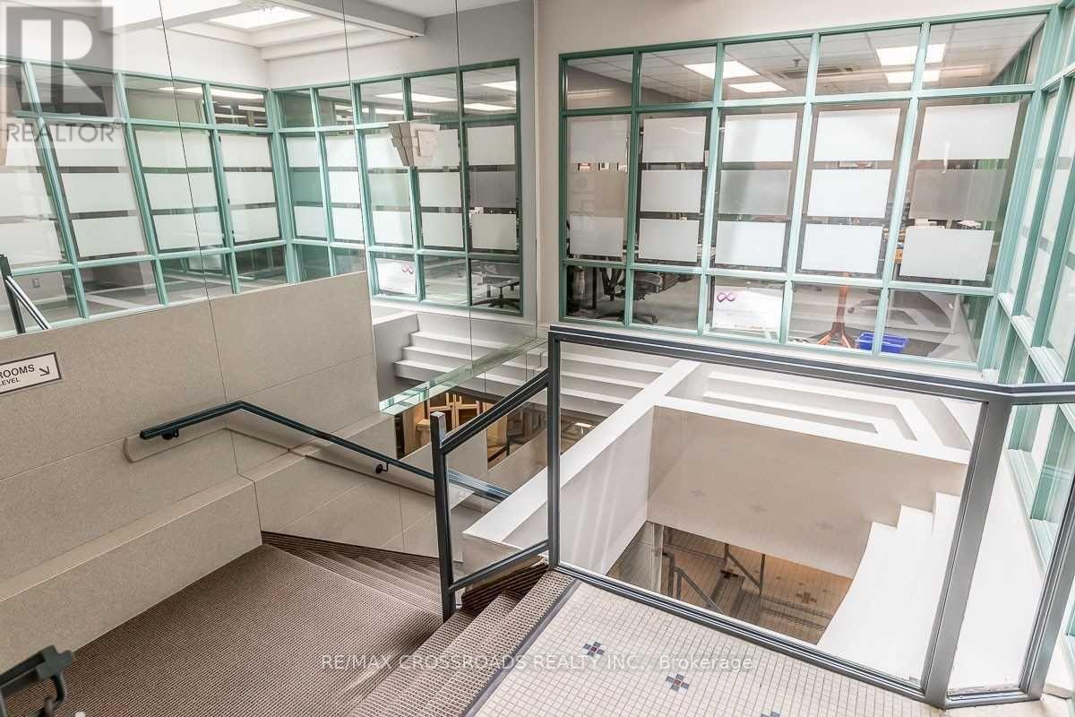 50 Dunlop Street E, Barrie, ON