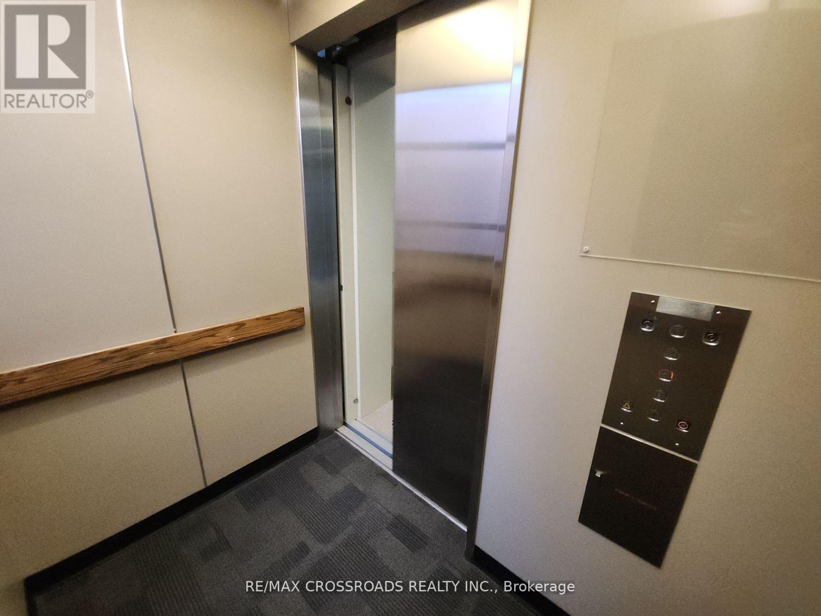 50 Dunlop Street E, Barrie, ON