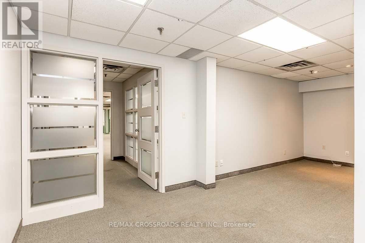 50 Dunlop Street E, Barrie, ON