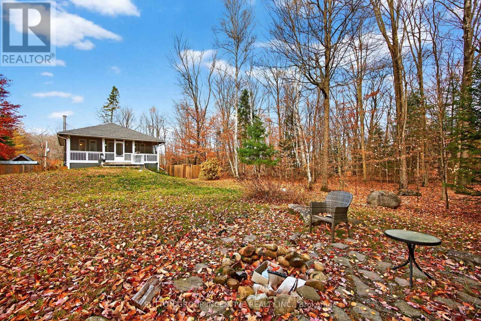 351 Chub Lake Road, Huntsville, ON - Outdoor With Deck Patio Veranda