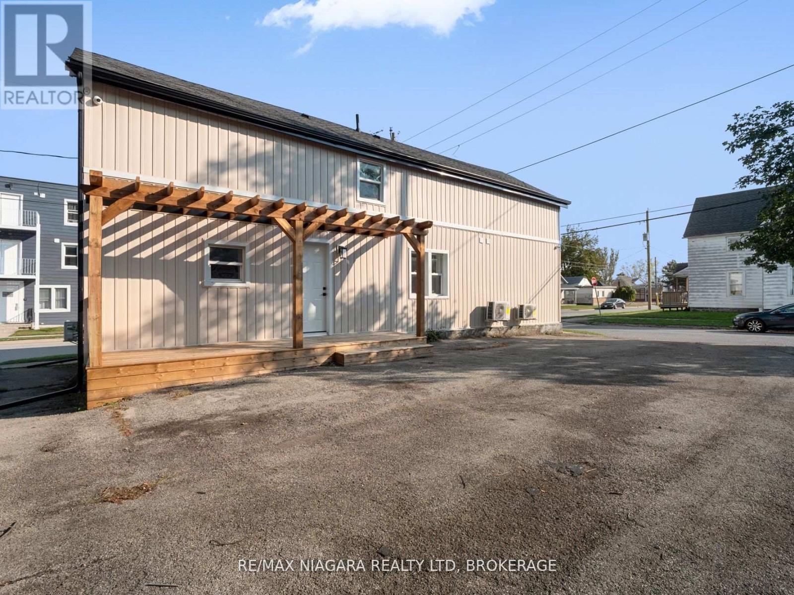 Unit#3 - 132 Waterloo Street, Fort Erie (Central), ON - Outdoor