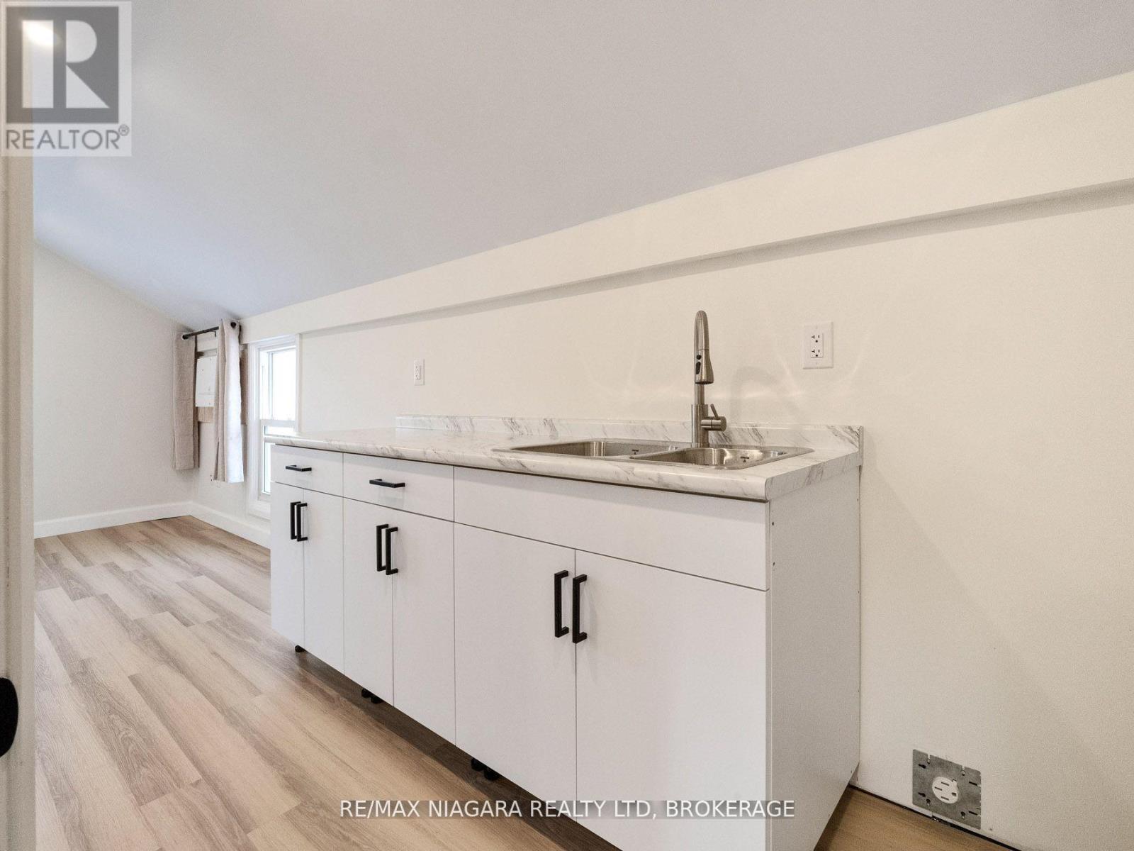 Unit#3 - 132 Waterloo Street, Fort Erie (Central), ON - Indoor