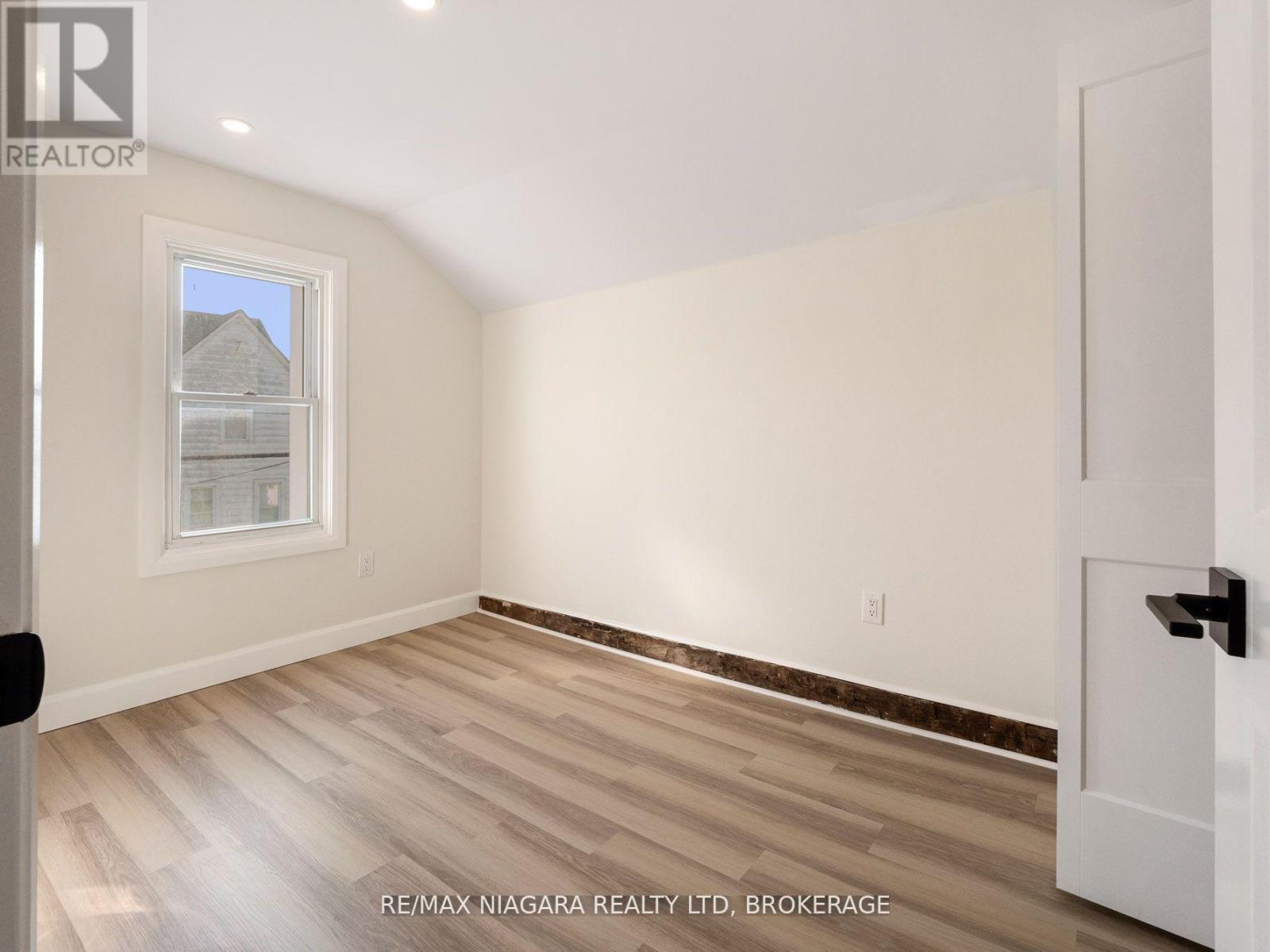 Unit #2 - 132 Waterloo Street, Fort Erie (Central), ON - Indoor Photo Showing Other Room