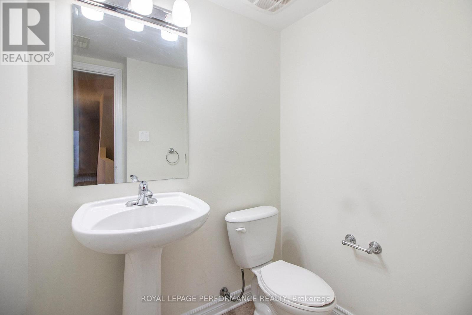 772 Lakeridge Drive, Ottawa, ON - Indoor Photo Showing Bathroom