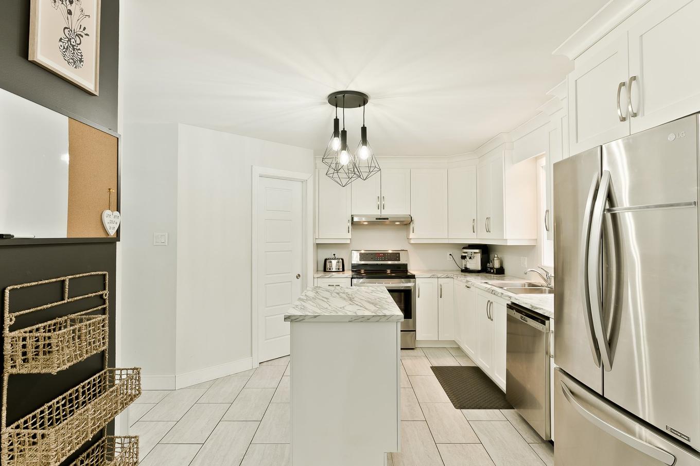 Kitchen - 15 Ch. Armand-Martineau, Saint-Herménégilde, QC - Indoor Photo Showing Kitchen With Double Sink