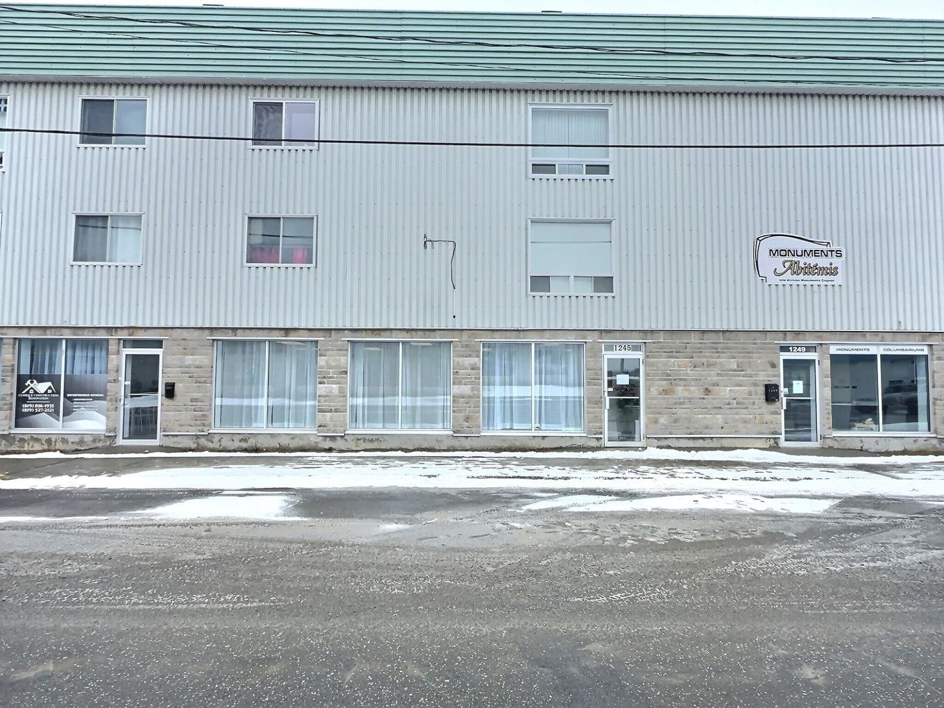 Façade - 1245 3E Avenue, Val-D'Or, QC - Outdoor