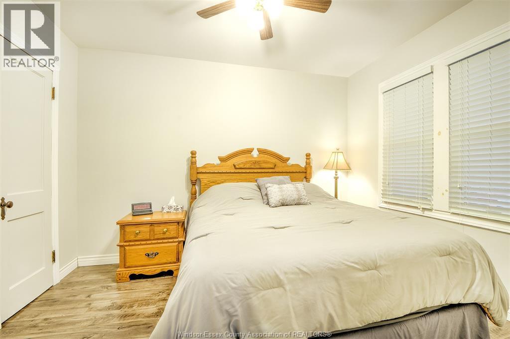 782 Charlotte, Windsor, ON - Indoor Photo Showing Bedroom