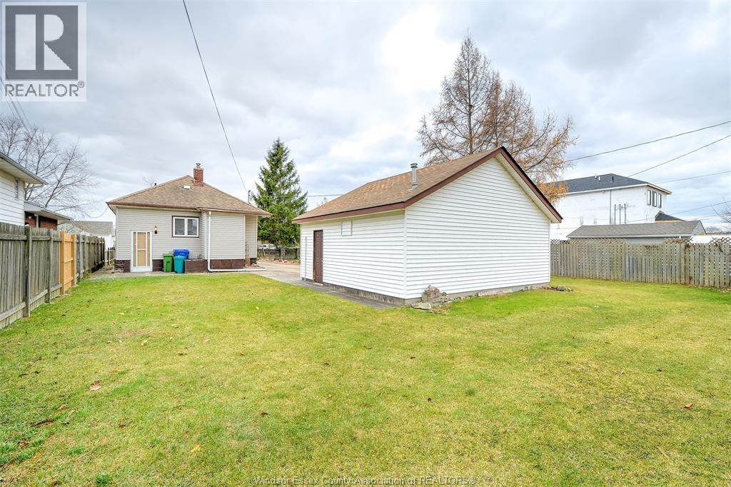 782 Charlotte, Windsor, ON - Outdoor With Exterior