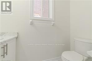 38 Hutchison Road, Guelph, ON - Indoor Photo Showing Bathroom