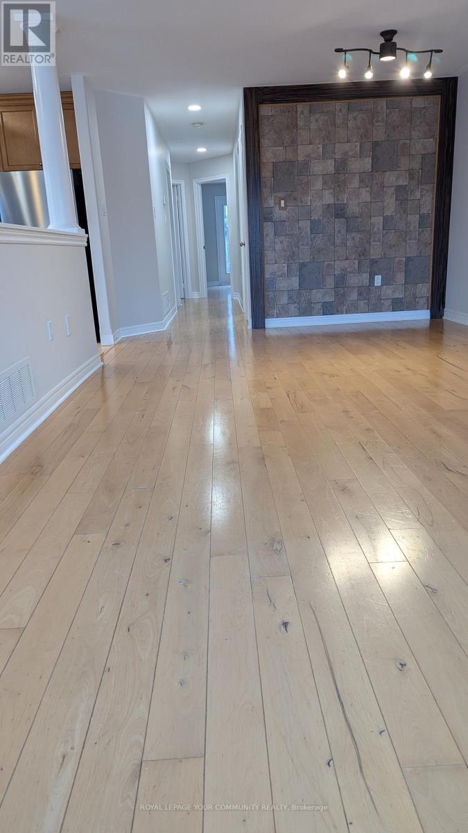 Main Floor - 50 Smith Street, Bradford West Gwillimbury, ON - Indoor Photo Showing Other Room