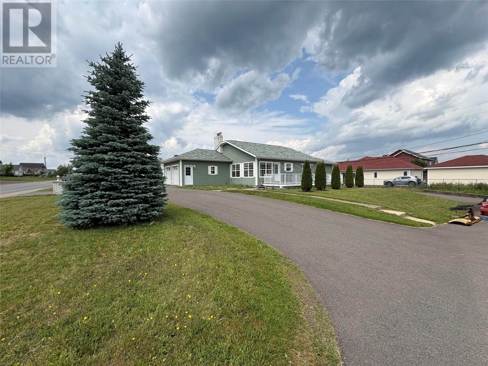 50 Thomas Street, Grand Falls Windsor, NL - Outdoor