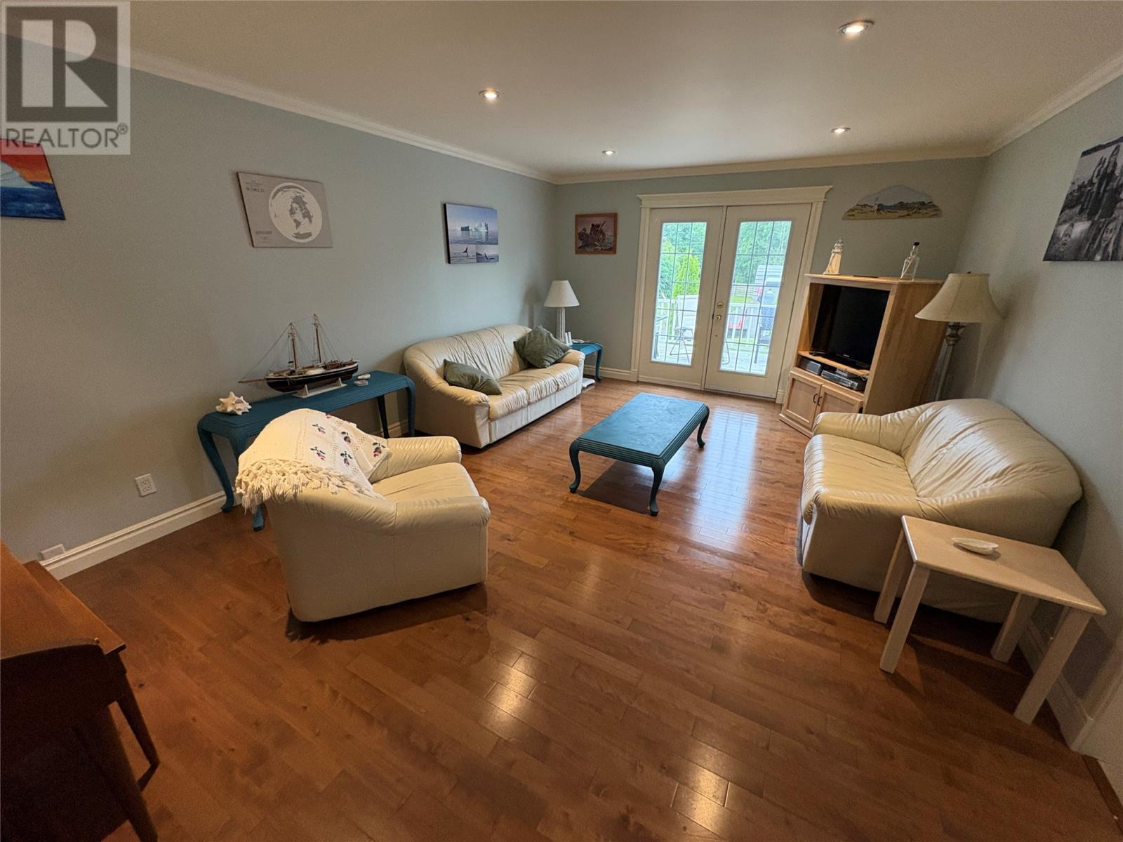 50 Thomas Street, Grand Falls Windsor, NL - Indoor Photo Showing Living Room