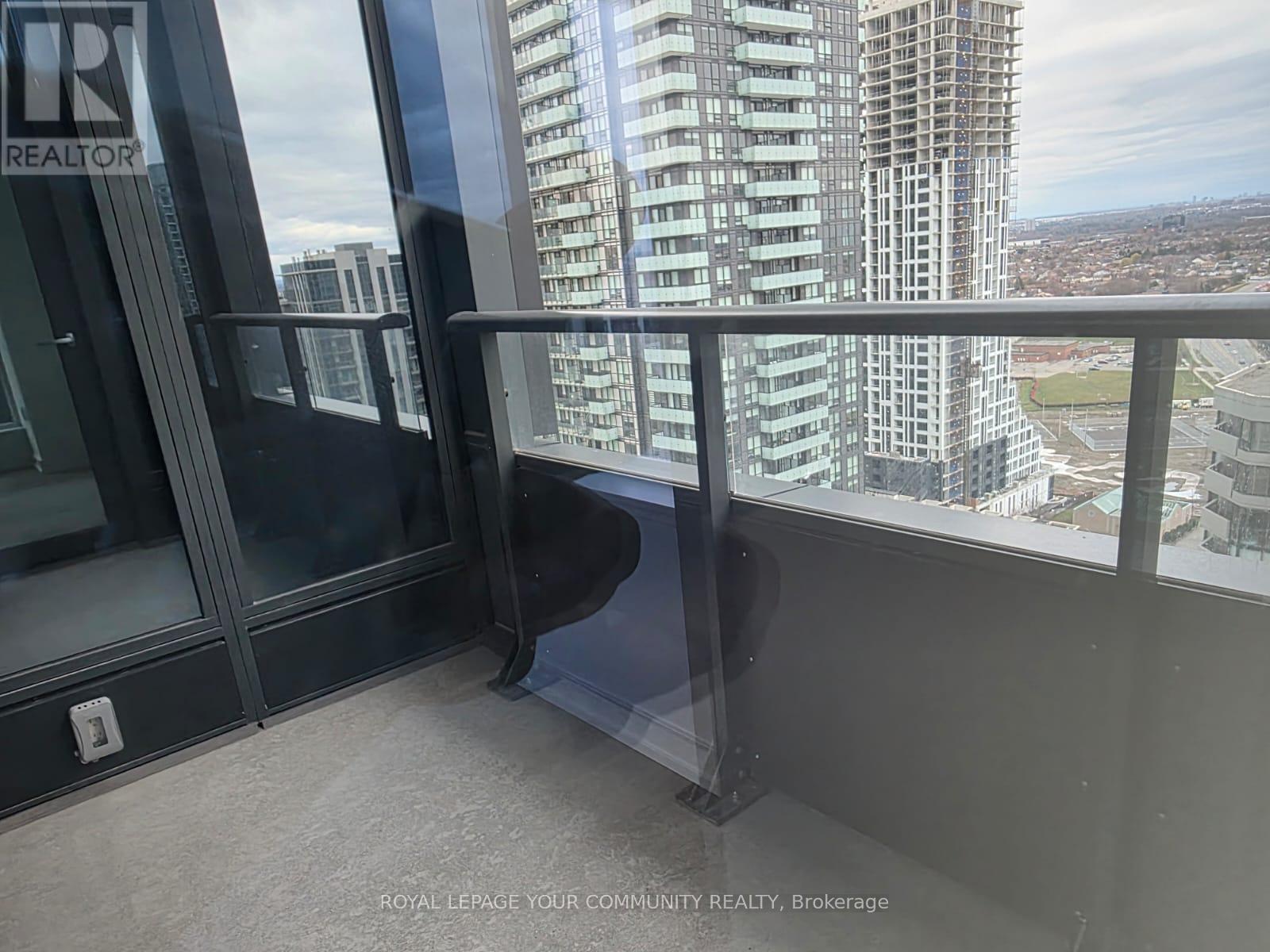 2310 - 395 Square One Drive, Mississauga, ON - Outdoor