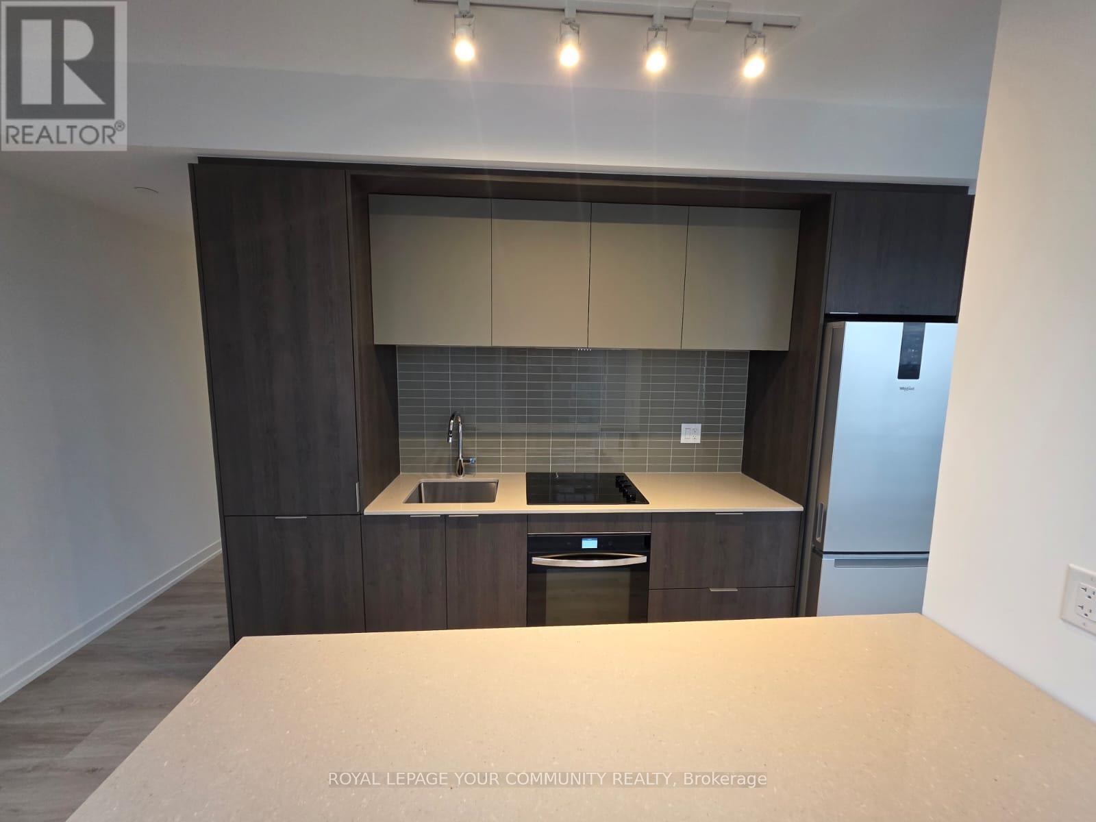 2310 - 395 Square One Drive, Mississauga, ON - Indoor Photo Showing Kitchen With Upgraded Kitchen