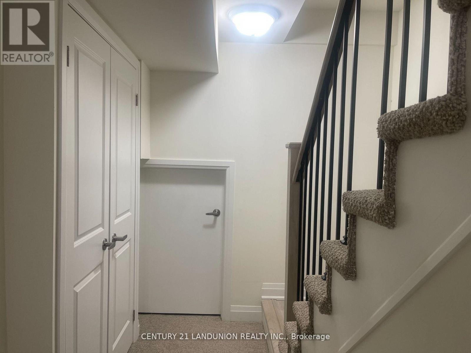 17 Mcconaghy Court, Vaughan, ON - Indoor Photo Showing Other Room