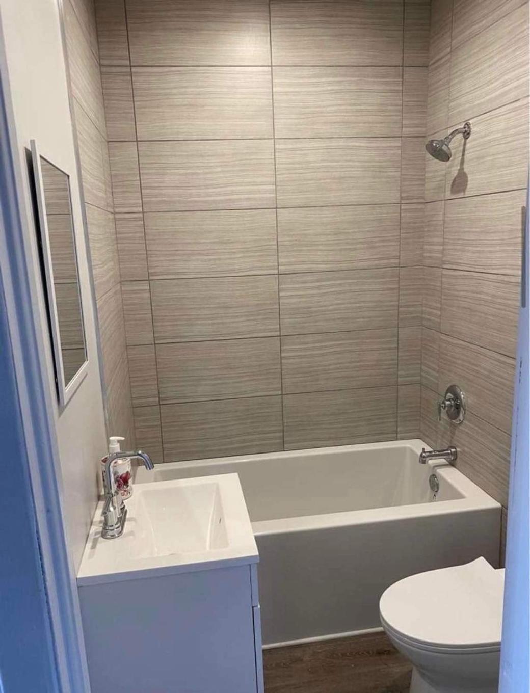 Bathroom - 3436 - 3440 Rue Mance, Longueuil (Saint-Hubert), QC - Indoor Photo Showing Bathroom