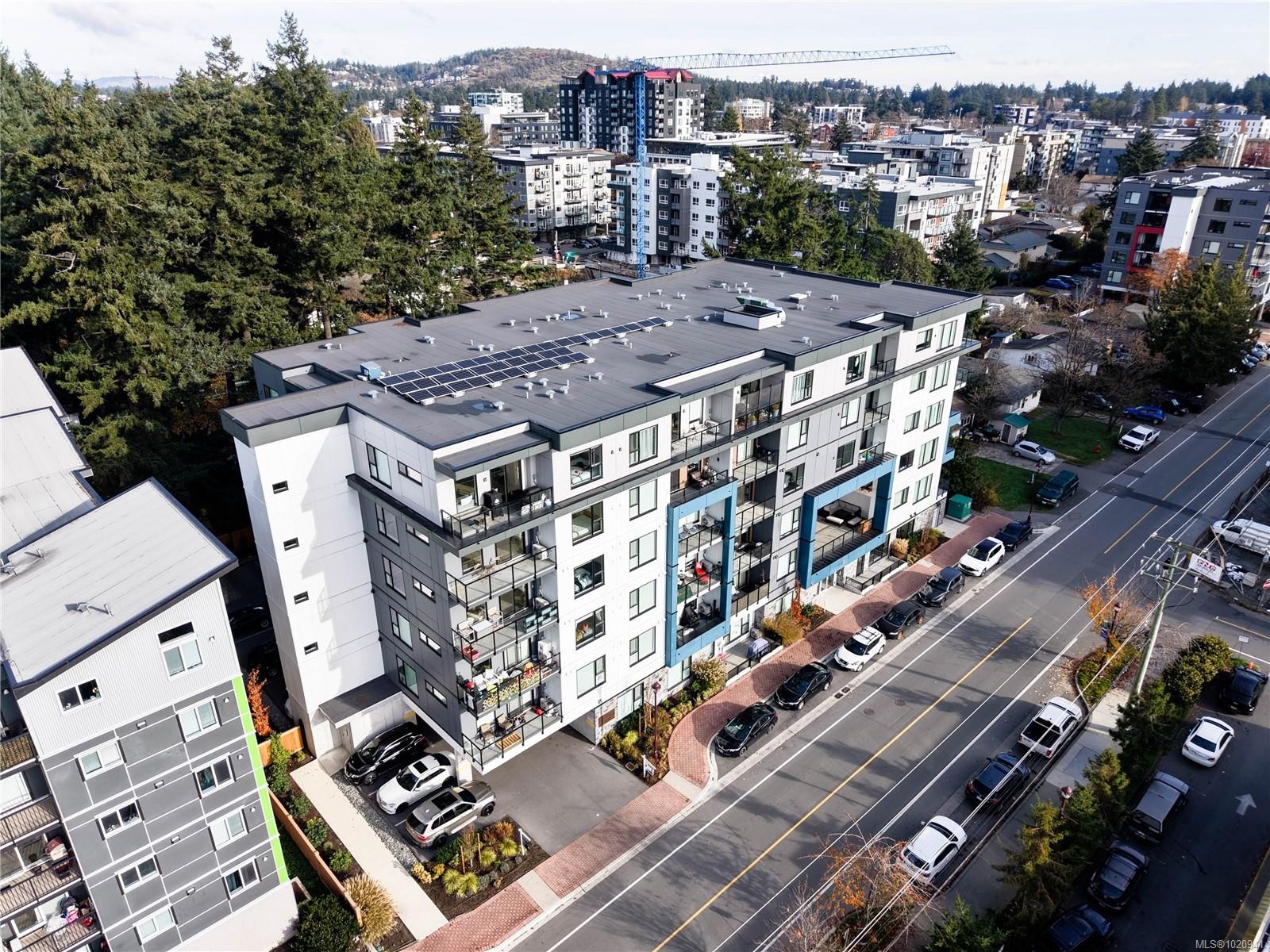 403-842 Orono Ave, Langford, BC - Outdoor