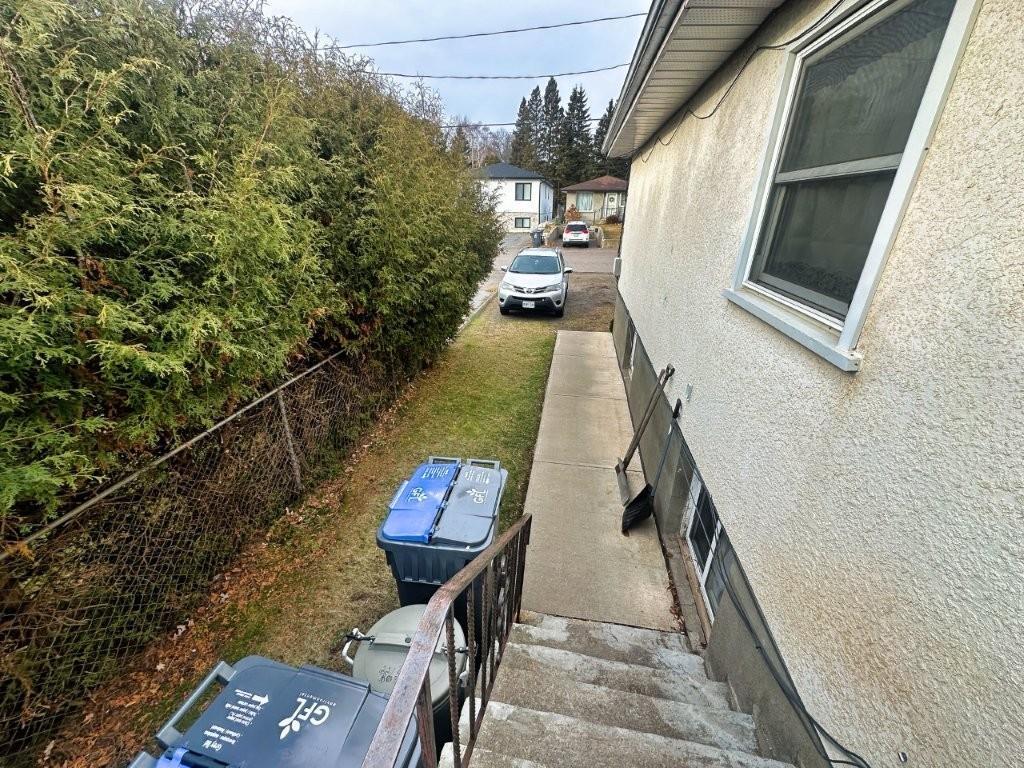 221 & 223 Bruce Street, Thunder Bay, ON - Outdoor