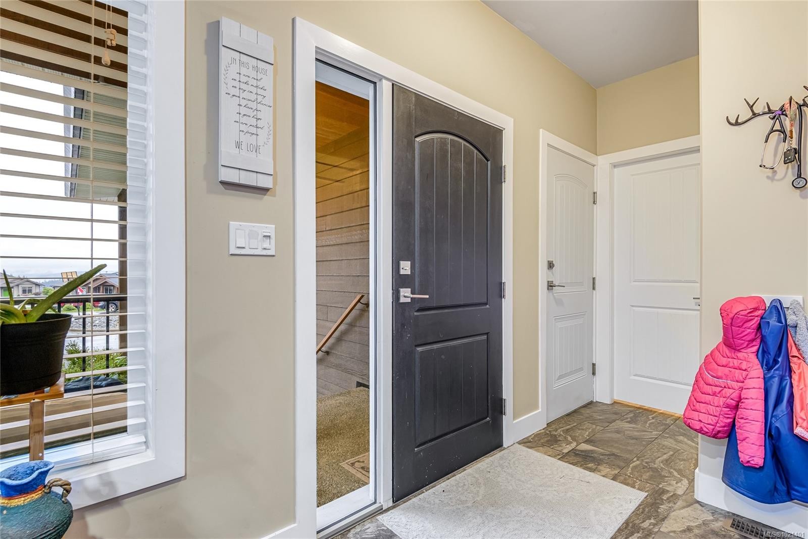 698 Eagle View Pl, Campbell River, BC