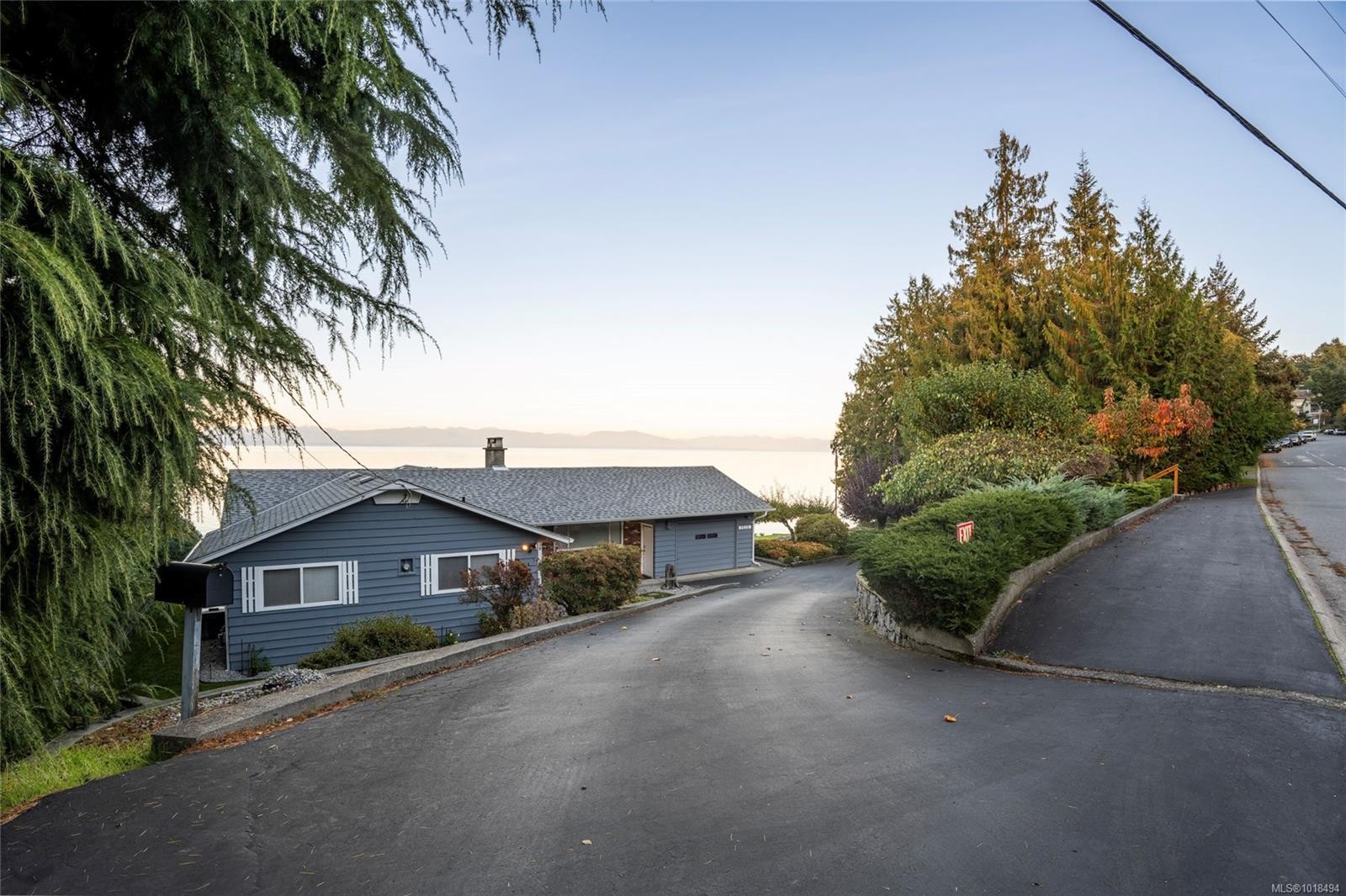 5020/5010 Fillinger Cres, Nanaimo, BC