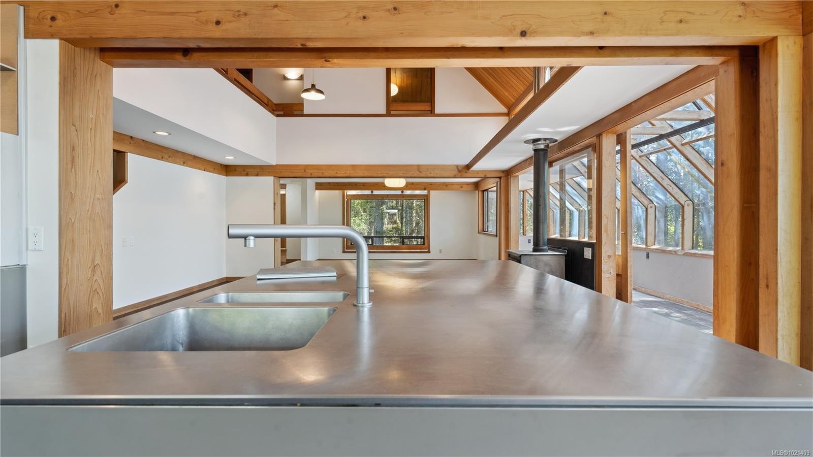 185 Bulman Rd, Salt Spring, BC