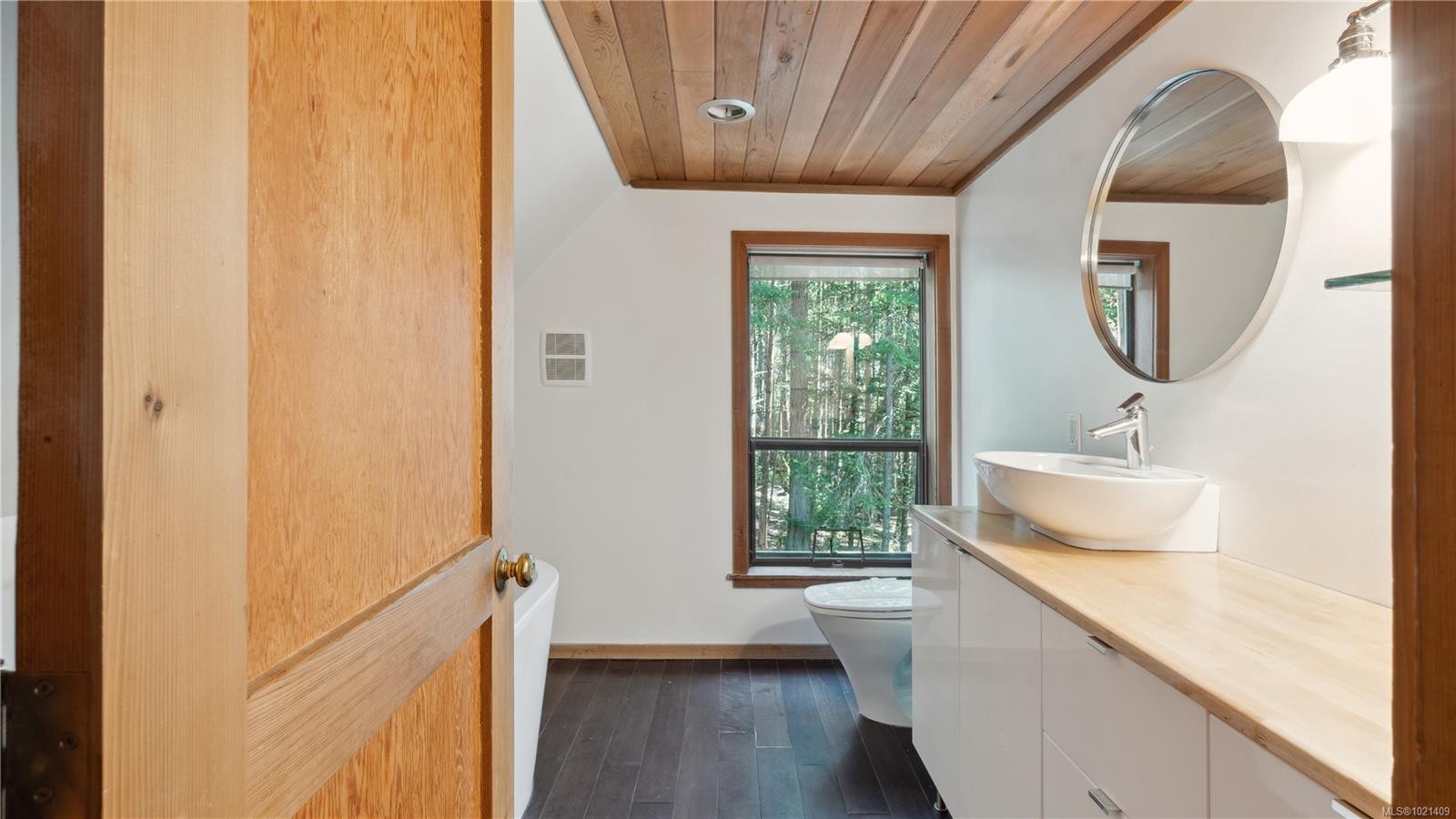 185 Bulman Rd, Salt Spring, BC