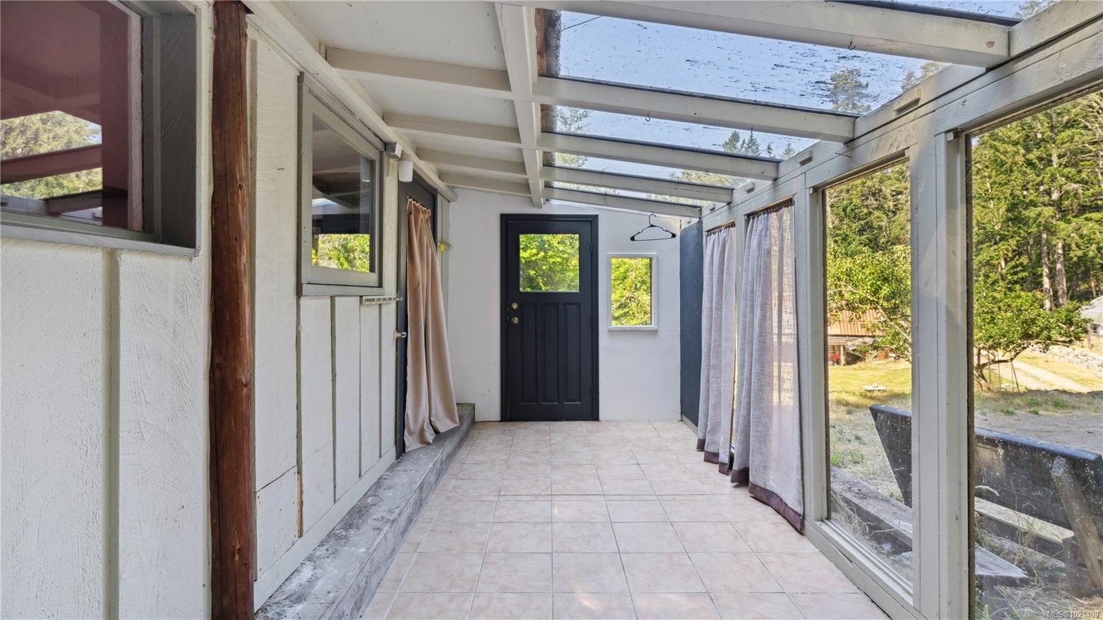 185 Bulman Rd, Salt Spring, BC