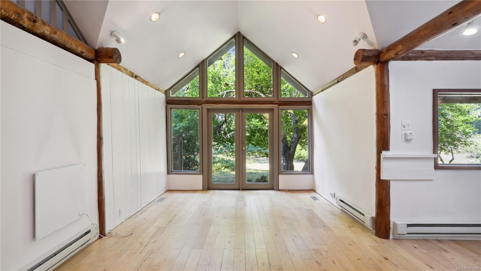 185 Bulman Rd, Salt Spring, BC