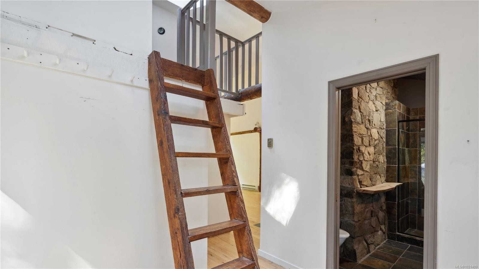 185 Bulman Rd, Salt Spring, BC