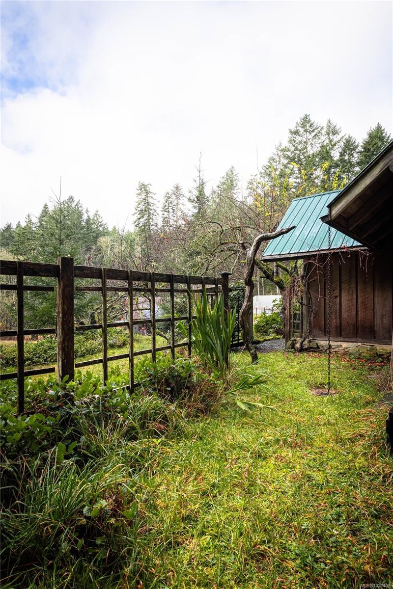 185 Bulman Rd, Salt Spring, BC