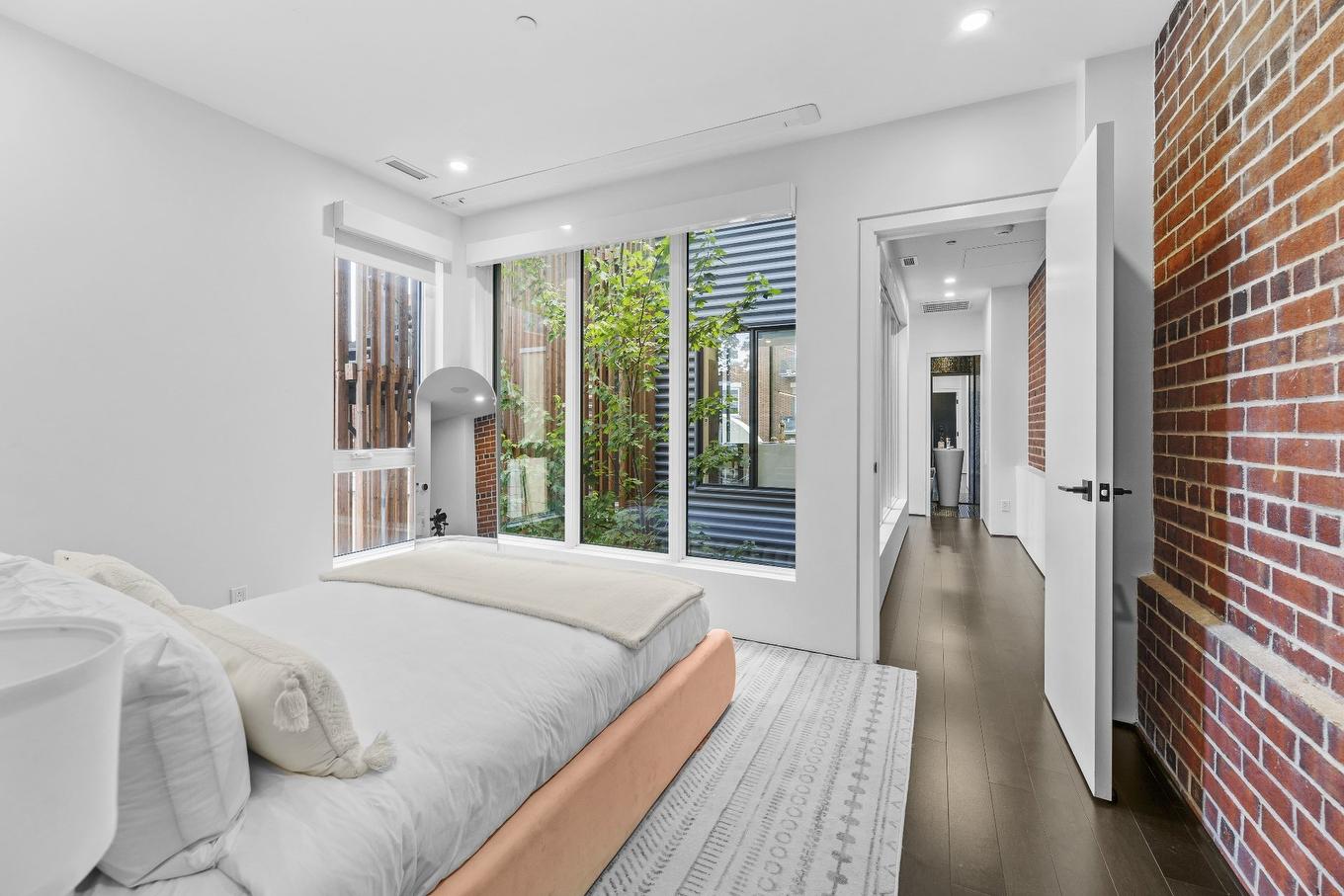 Primary bedroom - 407 - 413 Av. Édouard-Charles, Montréal (Outremont), QC - Indoor Photo Showing Bedroom