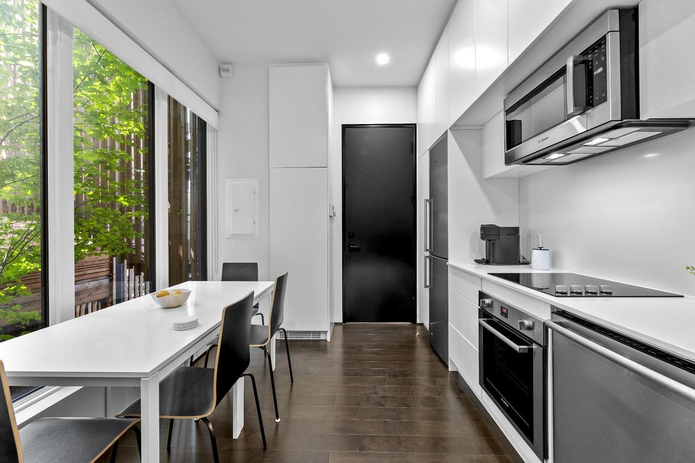 Kitchen - 407 - 413 Av. Édouard-Charles, Montréal (Outremont), QC - Indoor Photo Showing Other Room