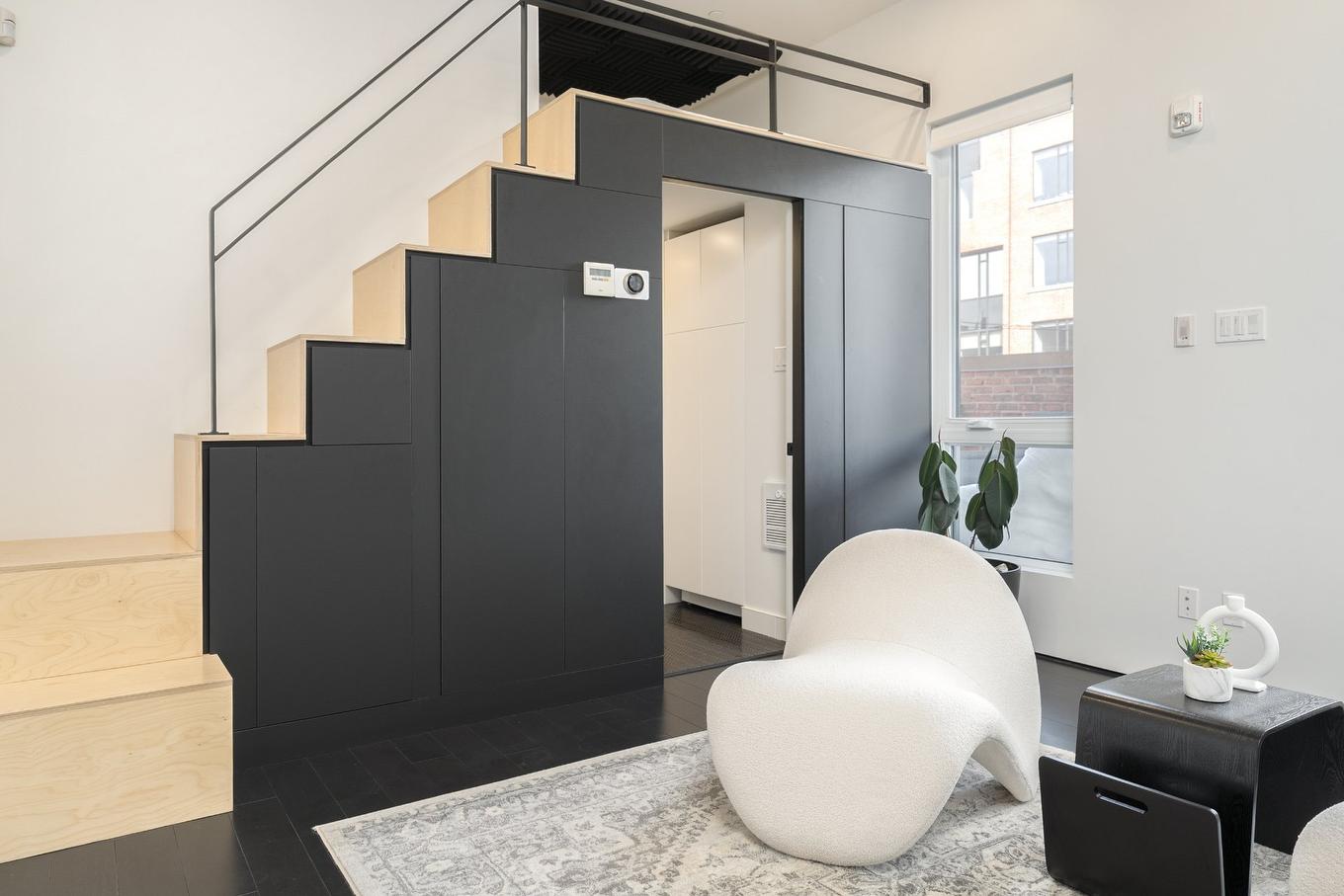 Mezzanine - 407 - 413 Av. Édouard-Charles, Montréal (Outremont), QC - With Exterior