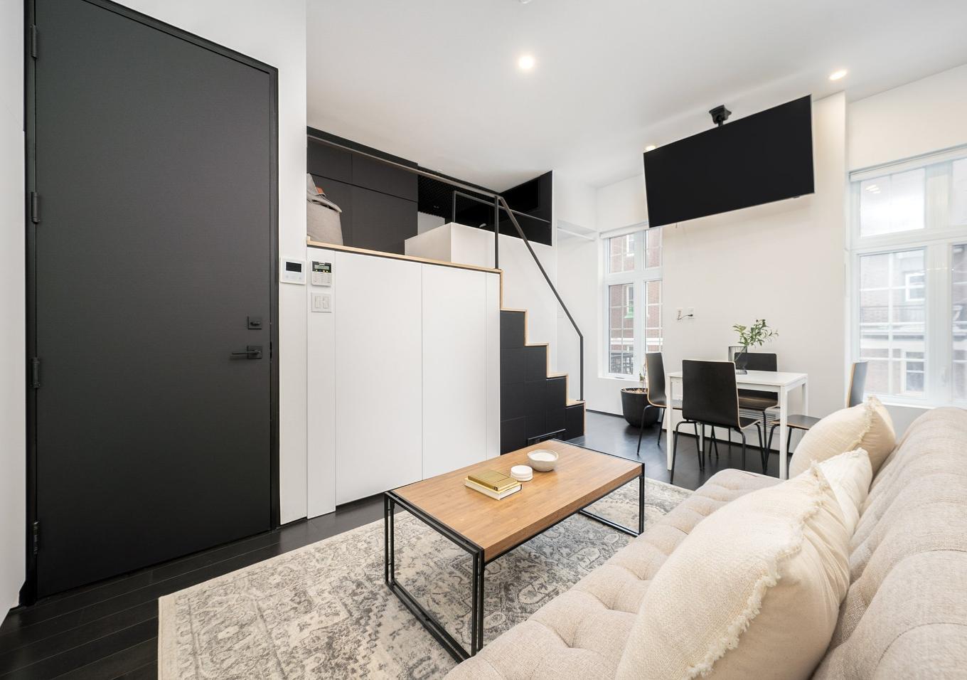 Overall view - 407 - 413 Av. Édouard-Charles, Montréal (Outremont), QC - Indoor Photo Showing Living Room