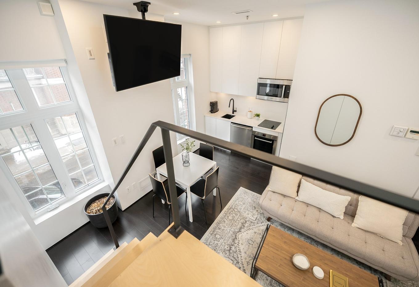 Mezzanine - 407 - 413 Av. Édouard-Charles, Montréal (Outremont), QC - Indoor