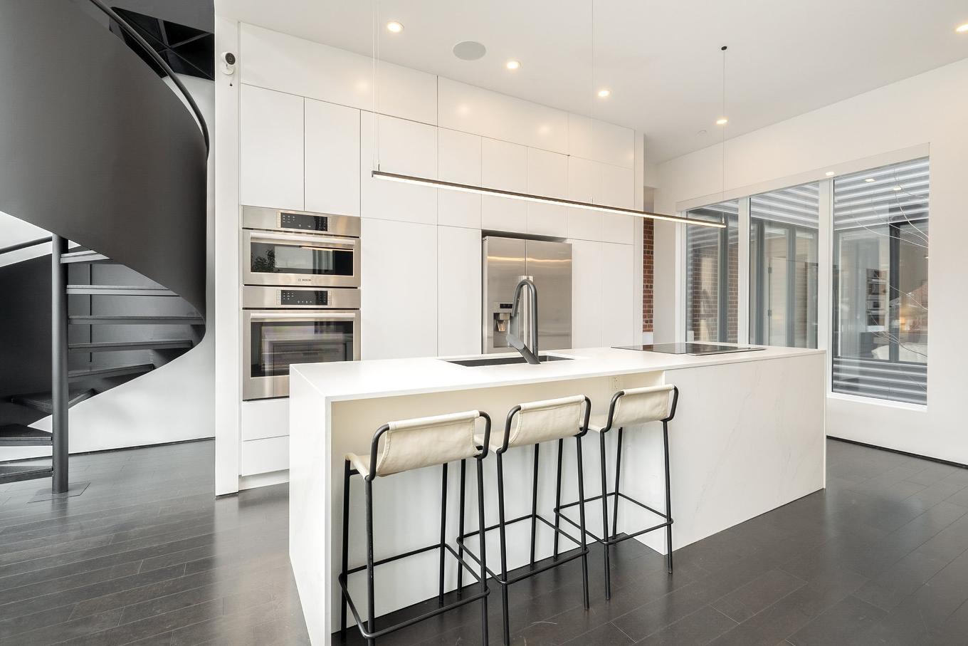 Kitchen - 407 - 413 Av. Édouard-Charles, Montréal (Outremont), QC - Indoor Photo Showing Kitchen With Upgraded Kitchen