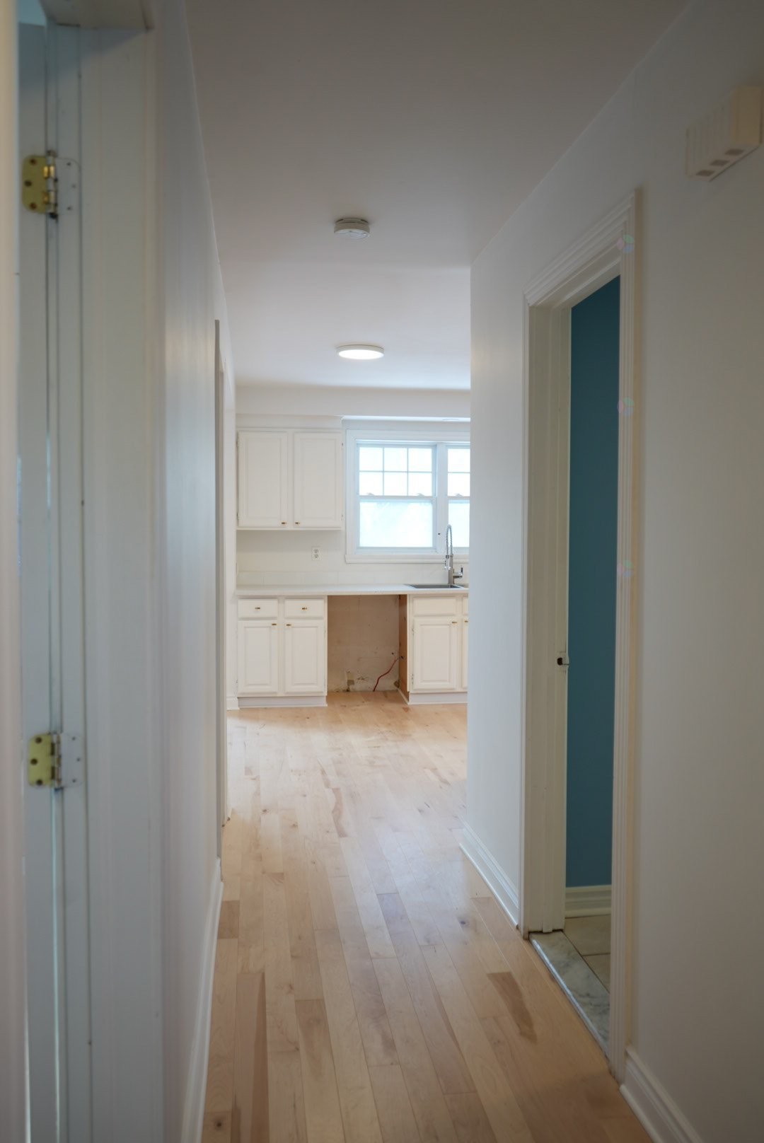 Cuisine - 2220 Rue Arbour, Brossard, QC - Indoor