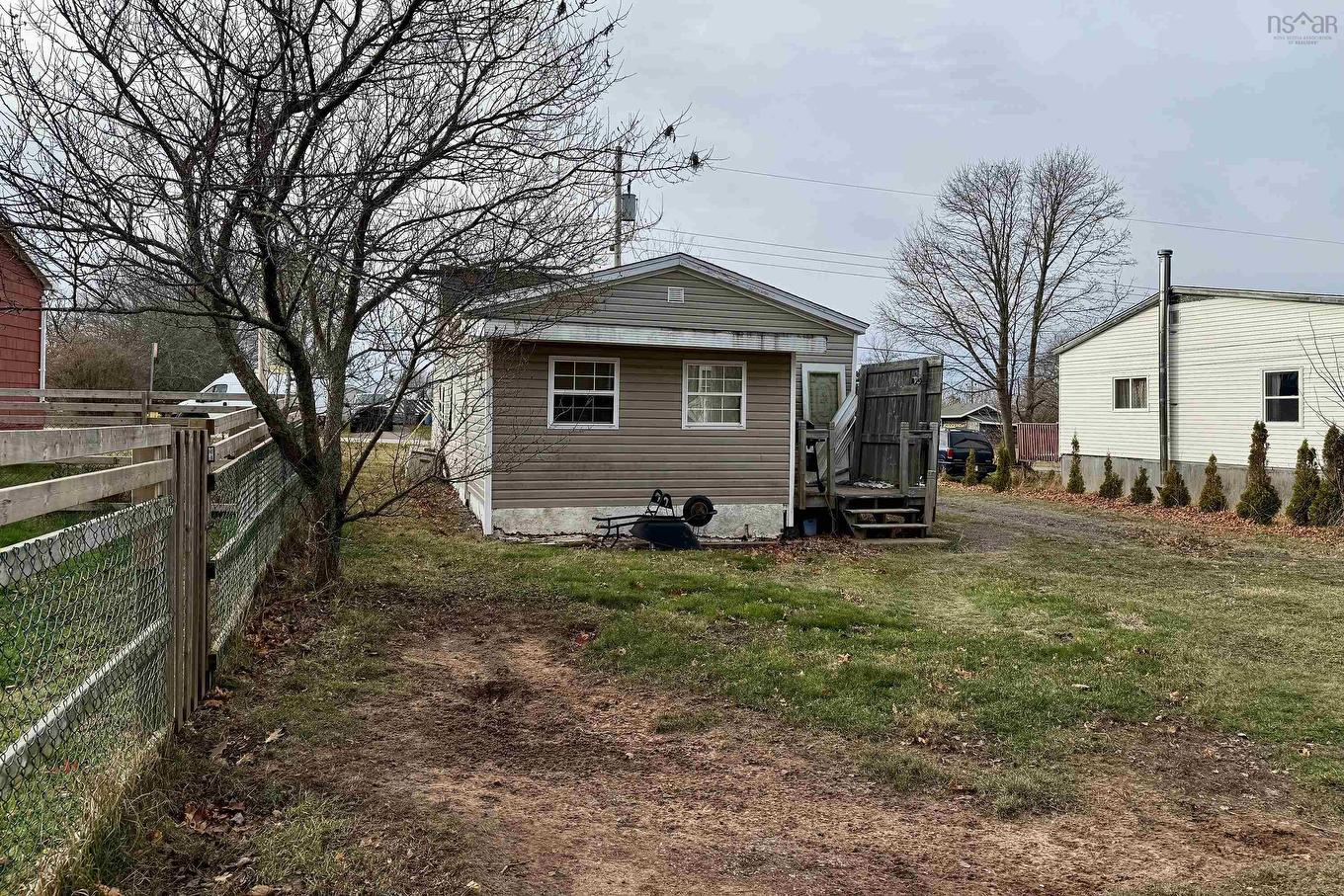 9 Victor Avenue, Amherst, NS