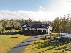 628 Sandwick Drive Hammonds Plains, NS B4B 0H4
