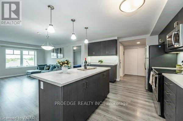 306 - 778 Laurelwood Drive, Waterloo, ON - Indoor Photo Showing Kitchen