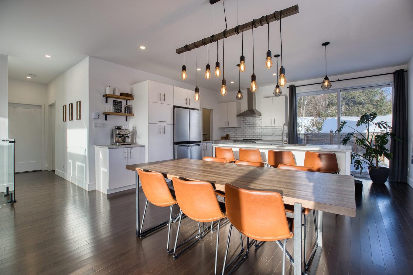 Salle à manger - 649 - 649A Rue Beauregard, Sainte-Agathe-Des-Monts, QC - Indoor Photo Showing Dining Room