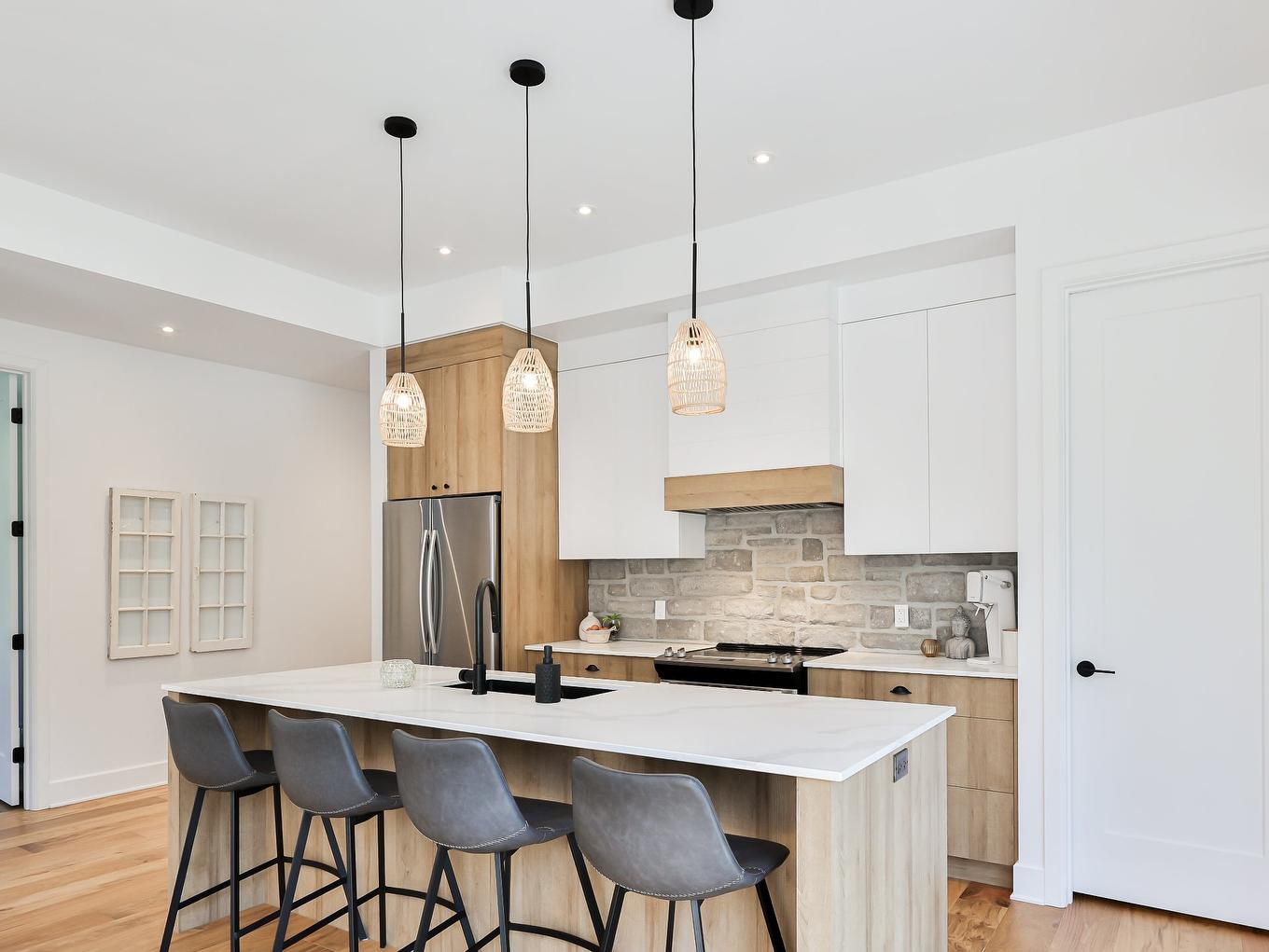 Kitchen - 1104 Ch. Du Massif, Piedmont, QC - Indoor Photo Showing Kitchen With Upgraded Kitchen