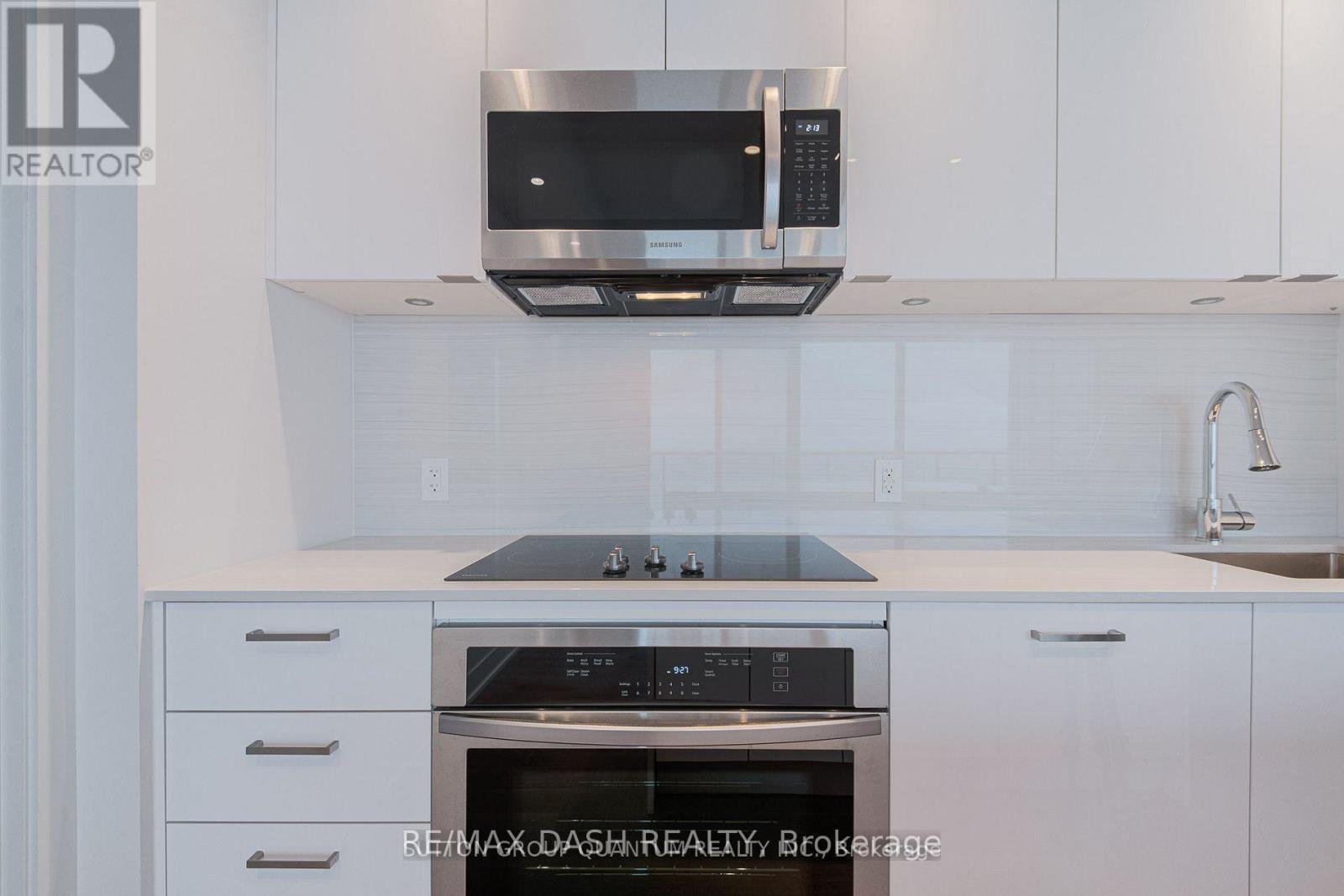 1710W - 1928 Lake Shore Boulevard W, Toronto, ON - Indoor Photo Showing Kitchen
