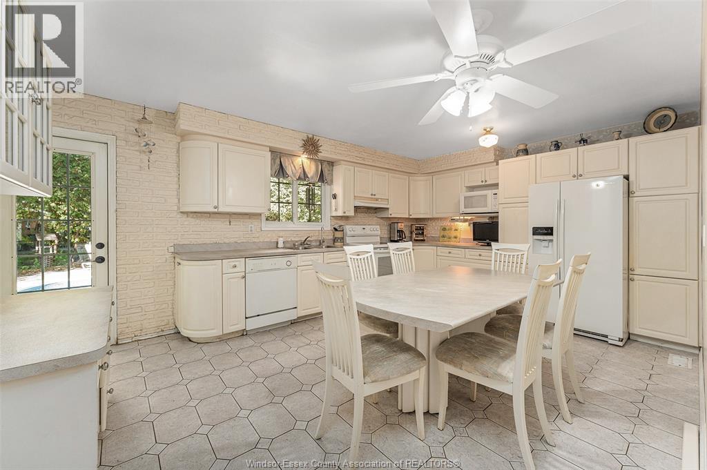 1005 Bouffard, Lasalle, ON - Indoor