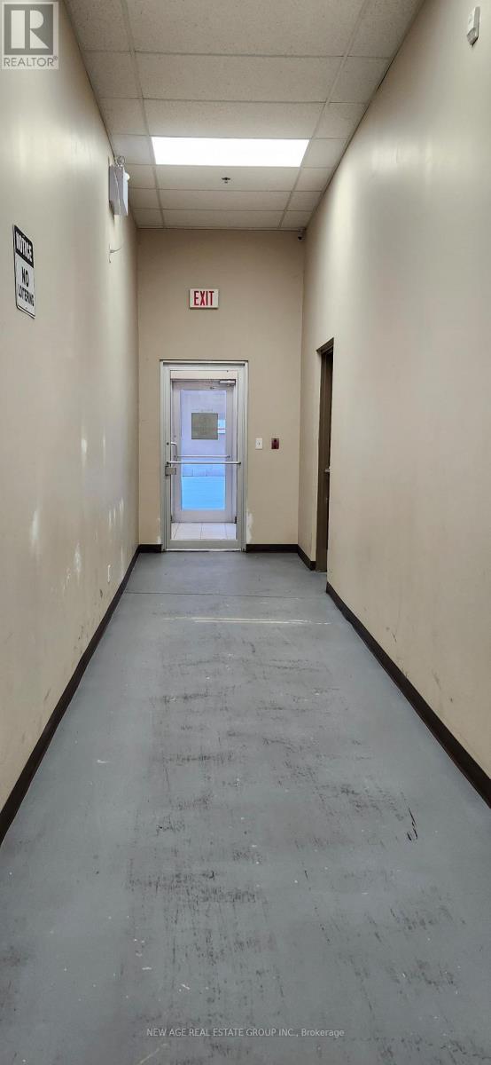 106 - 1065 Canadian Place, Mississauga, ON