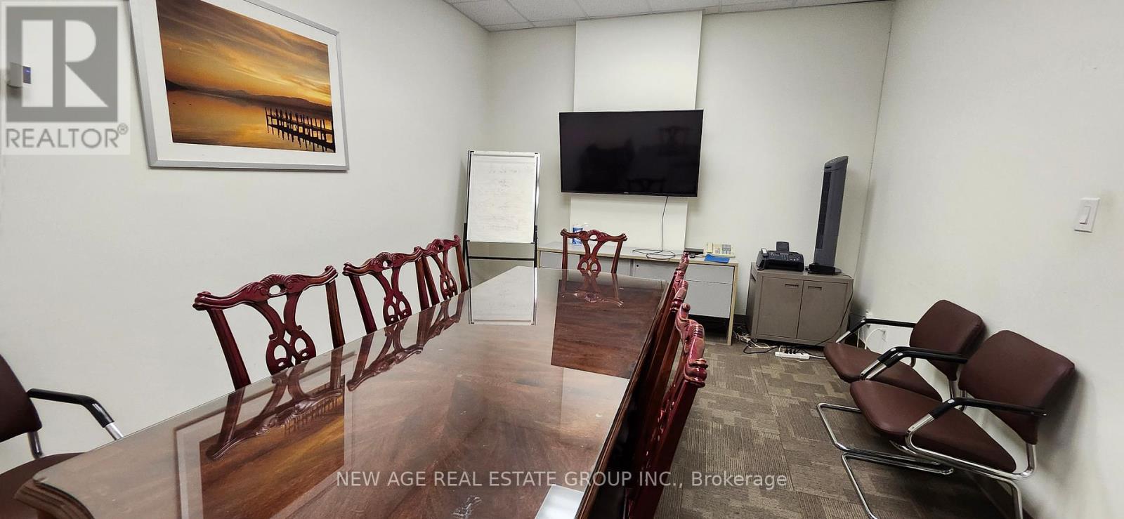 106 - 1065 Canadian Place, Mississauga, ON