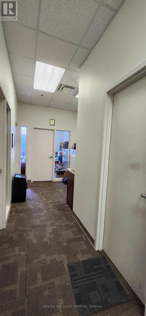 106 - 1065 Canadian Place, Mississauga, ON