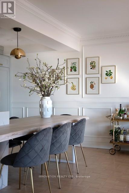 1202 - 20 Driveway Drive, Ottawa, ON - Indoor Photo Showing Dining Room