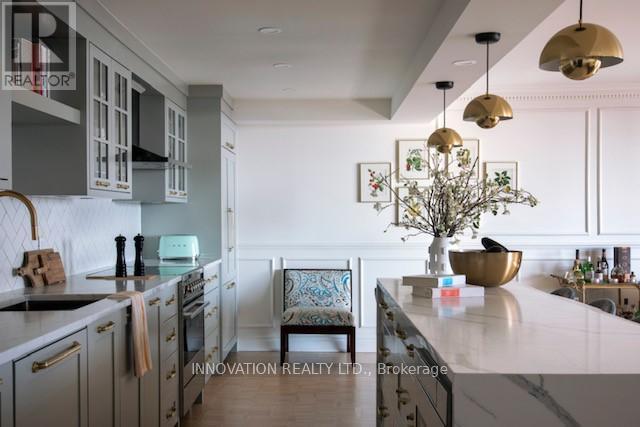 1202 - 20 Driveway Drive, Ottawa, ON - Indoor Photo Showing Kitchen With Upgraded Kitchen