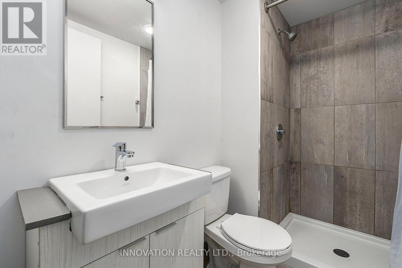 1702 - 105 Champagne Avenue S, Ottawa, ON - Indoor Photo Showing Bathroom